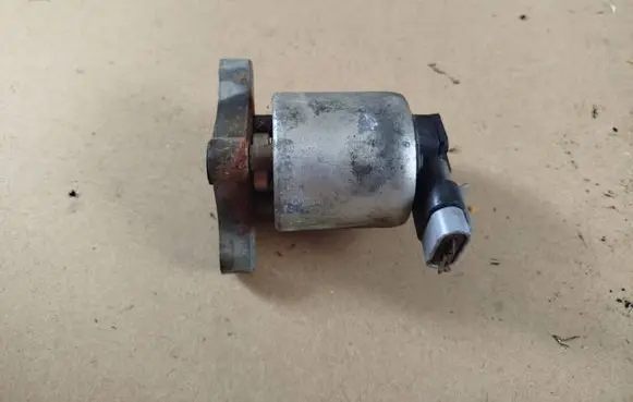 Opel Astra G EGR valve 93184997 003696 915010634