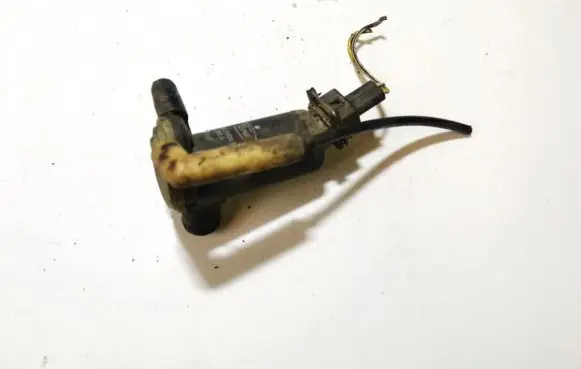 Ford Focus Windscreen/windshield washer pump 93bb17k624ba