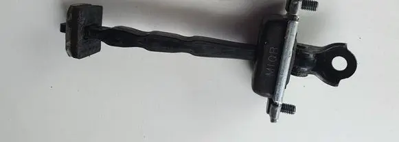 Hyundai Ioniq Front door check strap stopper