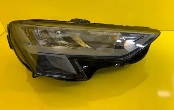 Audi A3 8Y Headlight/headlamp 8Y0941012