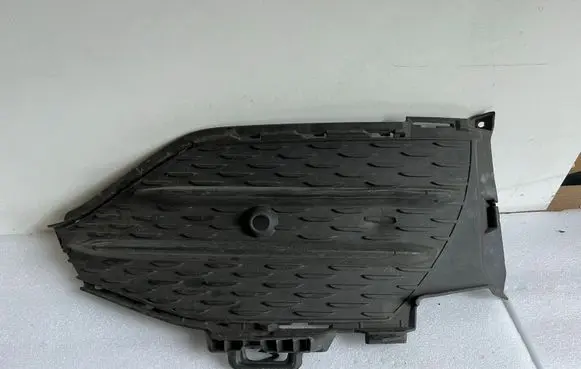 Mercedes-Benz GLC C253 Front bumper lower grill A2538858104