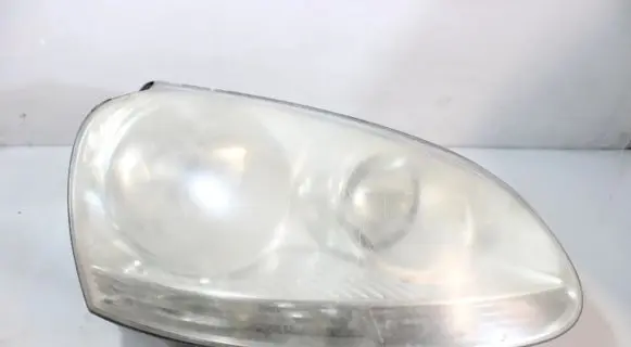 Volkswagen Golf V Headlight/headlamp