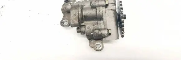 Ford Mondeo Mk III Oil pump 070905165