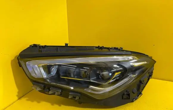 Mercedes-Benz CLA C118 X118 Headlight/headlamp A1189067101