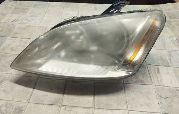 Ford Focus C-MAX Headlight/headlamp 3M5113006AH 27060001 14032006