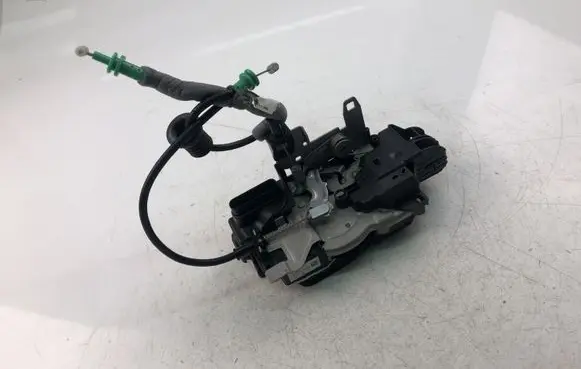 Volvo XC40 Rear door lock 31462456