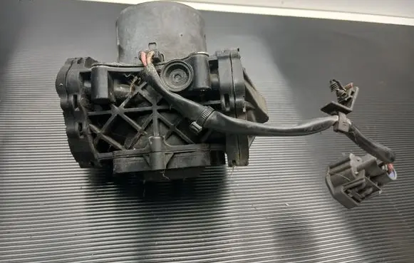 Vacuum pump