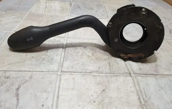 Volkswagen Polo III 6N 6N2 6NF Indicator stalk QB91