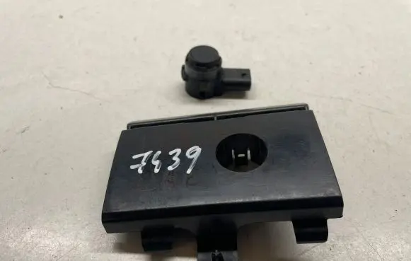 Porsche Cayenne (9Y0 9Y3) Parking PDC sensor 9Y0807131 5Q0919275B
