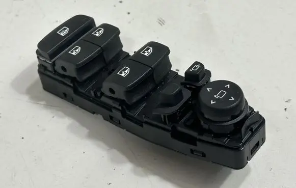 BMW 3 G20 G21 Electric window control switch 7948785