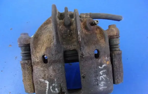 Mitsubishi Carisma Front brake caliper