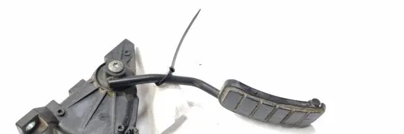 Nissan Interstar Accelerator throttle pedal 7700314525