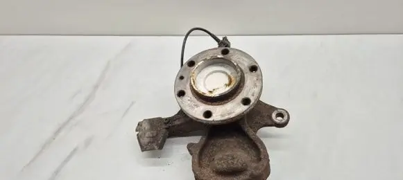 Mercedes-Benz Sprinter W906 Front wheel hub spindle knuckle A9063304020 A9063304920