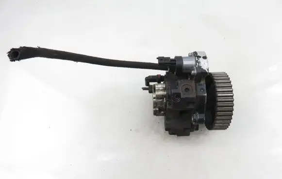 Renault Trafic II (X83) Fuel injection high pressure pump 0445010031 8200211416 0928400487