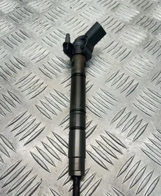 Audi A6 S6 C7 4G Fuel injector 059130277CD 0445117022
