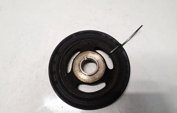 Ford Fiesta Crankshaft pulley 9654961090