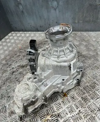 Alfa Romeo Stelvio Gearbox transfer box case 00463461790