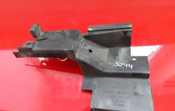 Jaguar S-Type Radiator mount bracket 4R838102BB