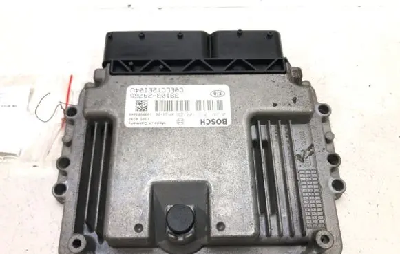 KIA Ceed Engine control unit/module ECU 391032A765