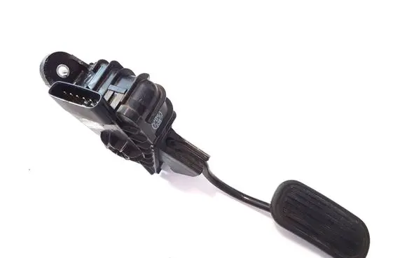 Toyota Hilux (AN10, AN20, AN30) Accelerator throttle pedal 781200K010