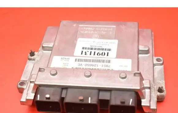 Ford Focus C-MAX Engine control unit/module ECU 7M5112A650VC