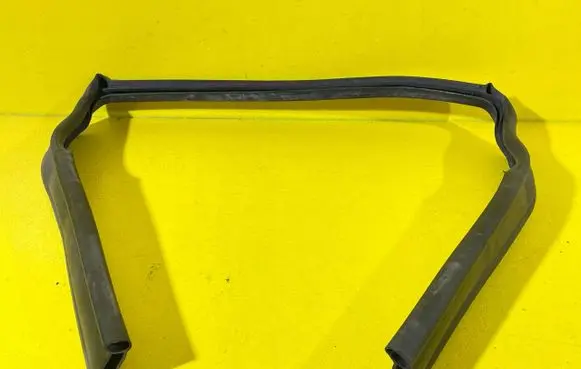 Mini Cooper Countryman R60 Engine compartment rubber 