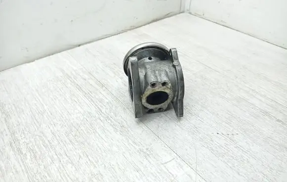 Jeep Patriot EGR valve 038131501AN 038129637D