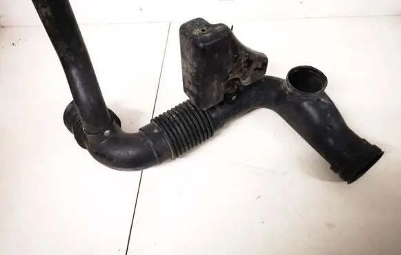 Subaru Impreza I Air intake hose/pipe a43ae00
