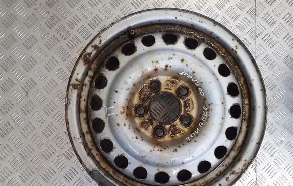 Ford Connect R15 steel rim 