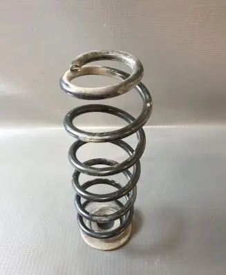 Volkswagen Golf VII Rear coil spring 5Q021AG