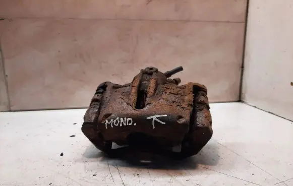 Ford Mondeo Mk III Front brake caliper