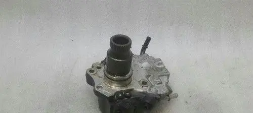 Mercedes-Benz C W205 Mechanical fuel pump A6510703301