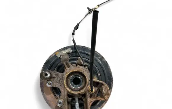 Rear wheel hub spindle/knuckle