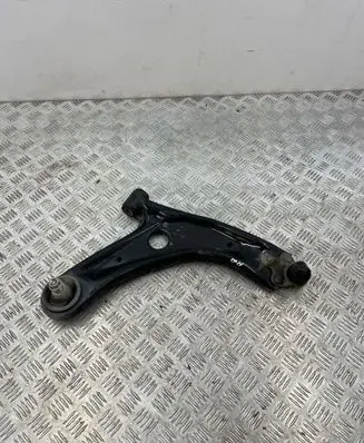 Toyota Yaris XP210 Front lower control arm/wishbone 48605K0020