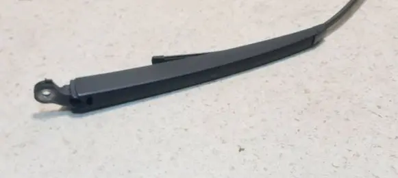 Skoda Octavia Mk2 (1Z) Rear wiper blade arm 7E0955707 180185