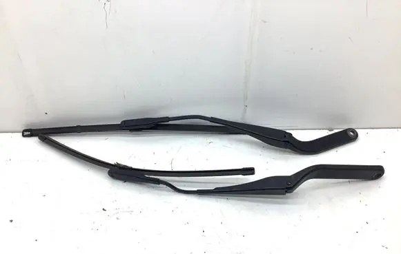 Mini Cooper Countryman R60 Front wiper blade arm 178540 170535