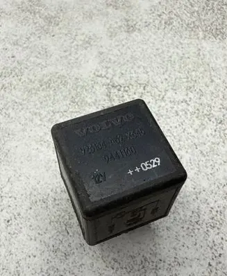 Volvo V50 Other relay 9441160 2334523343 440529