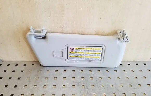 Mercedes-Benz A W169 Sun visor A1698110040