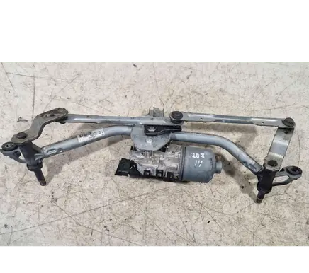 Peugeot 208 Front wiper linkage and motor 3397021391 9673222580