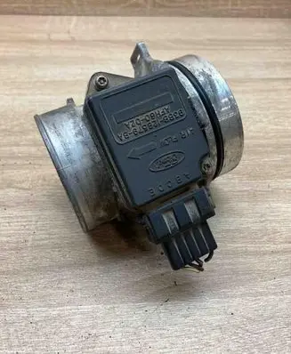 Ford Mondeo MK II Mass air flow meter 93BB12B579BA AFH6002A 3B03
