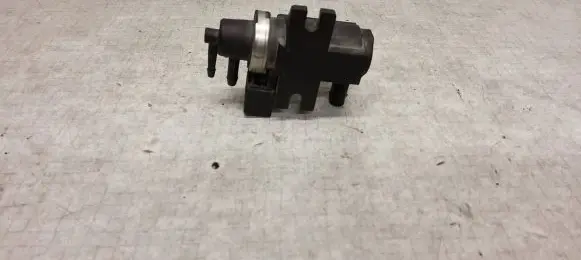 Mercedes-Benz A W169 Vacuum valve A0051535528