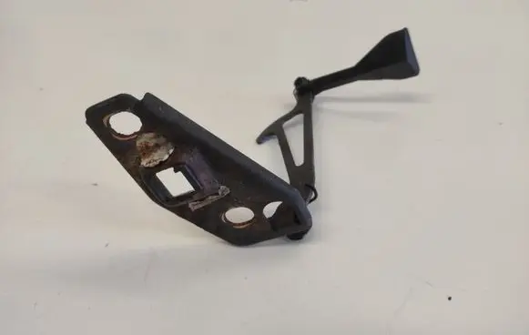 Mercedes-Benz ML W163 Engine bonnet (hood) release handle