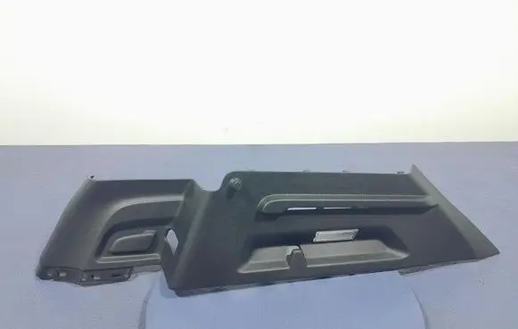 Ford Focus Other sill/pillar trim element JX7BA46808AEW