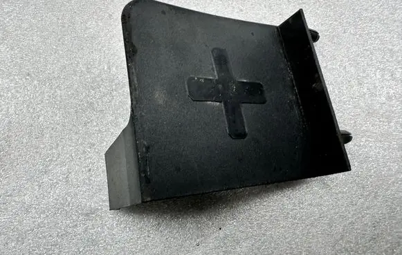 Audi A8 S8 D4 4H Battery box tray cover/lid 8K0915429C 8K0915429