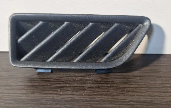 Skoda Octavia Mk3 (5E) Rear air vent grill 5E0819794