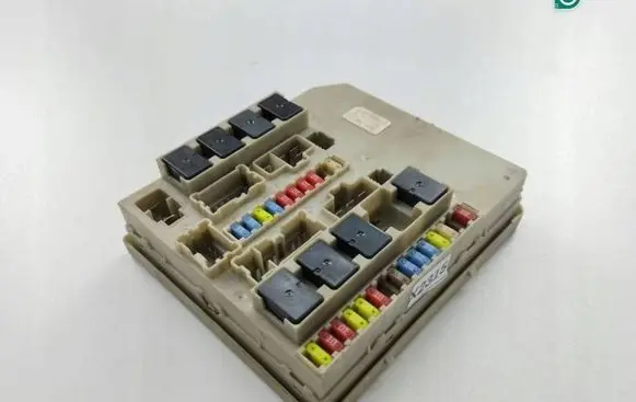 Renault Modus Fuse box set 902665A