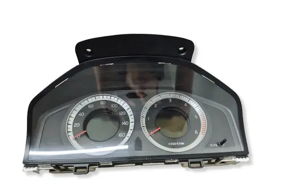 Volvo XC70 Speedometer (instrument cluster) 31270907AA 36002606 69399340U