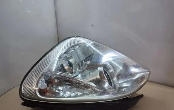KIA Carens II Headlight/headlamp A044936