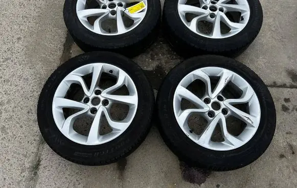 Opel Corsa E R16 alloy rim 