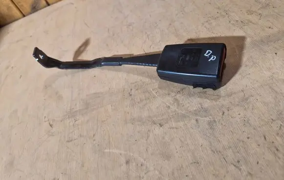 Audi A3 S3 8P Front seatbelt buckle 8P0857756C